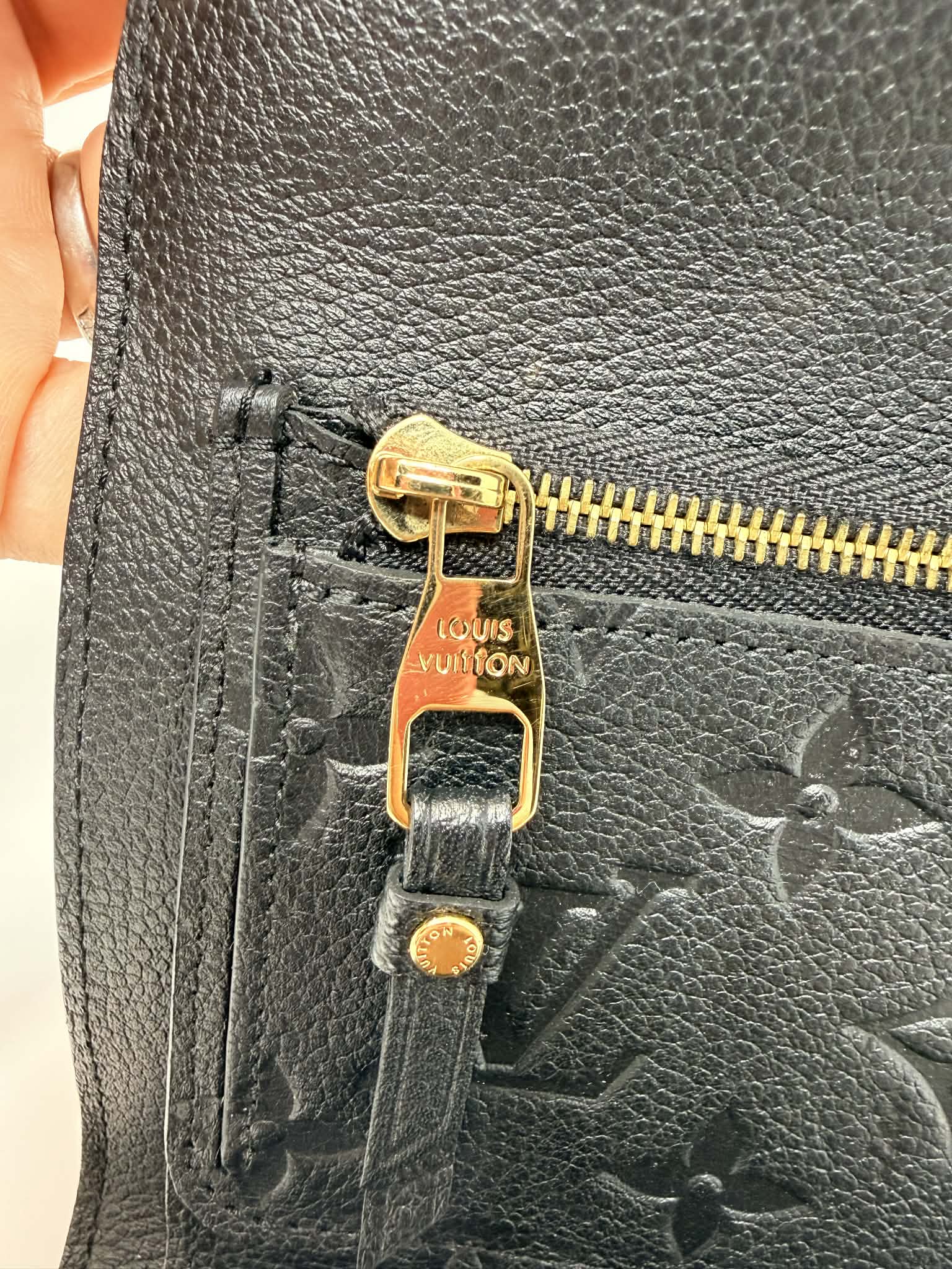 Louis Vuitton Empreinte Compact Curieuse Wallet Black