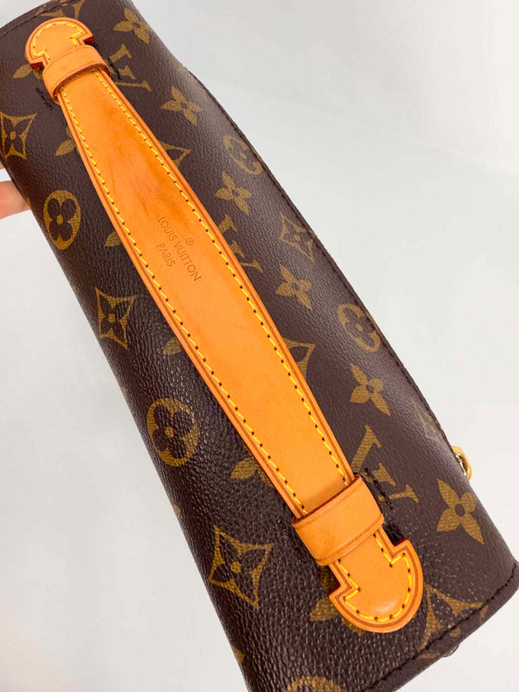 Louis Vuitton Monogram Pochette Metis