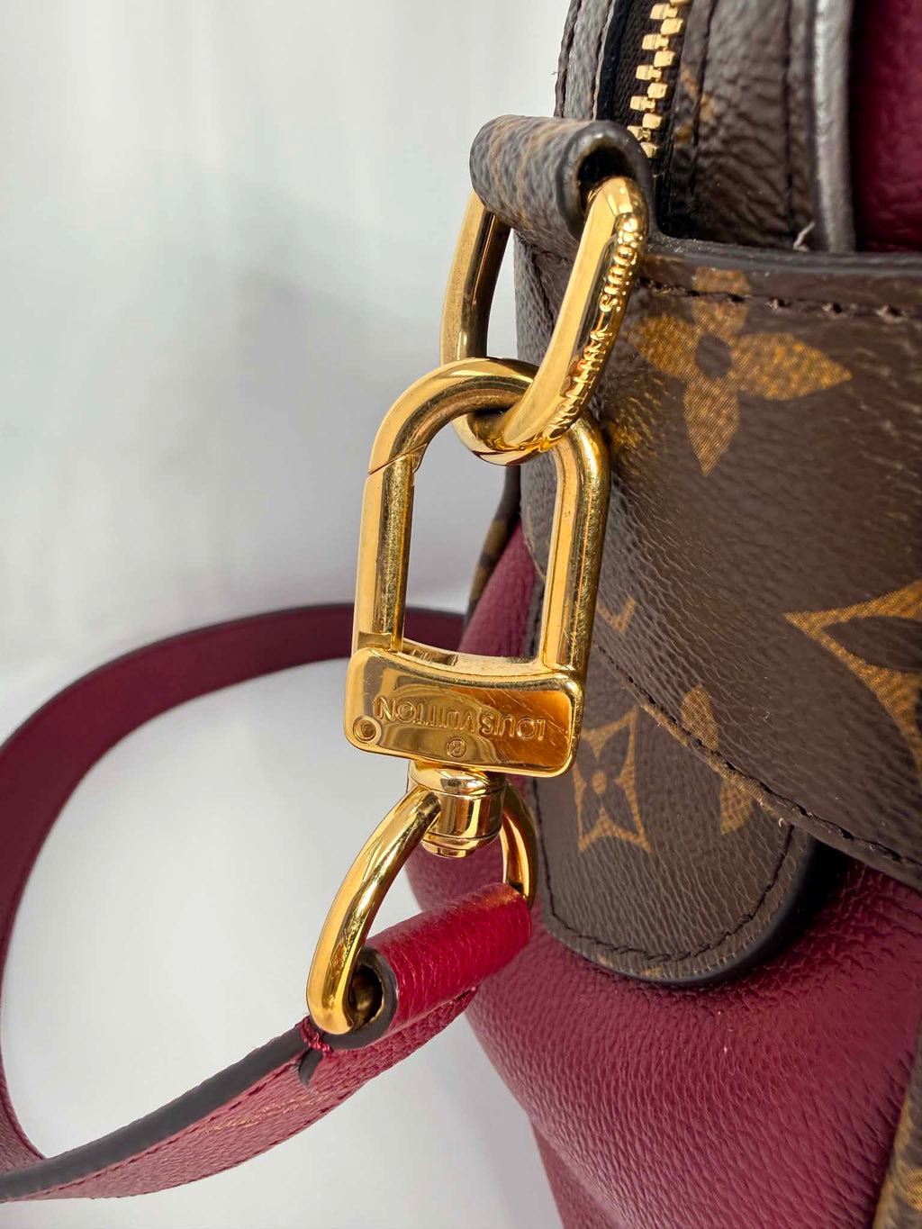 Louis Vuitton Monogram Manhattan NM Raisin
