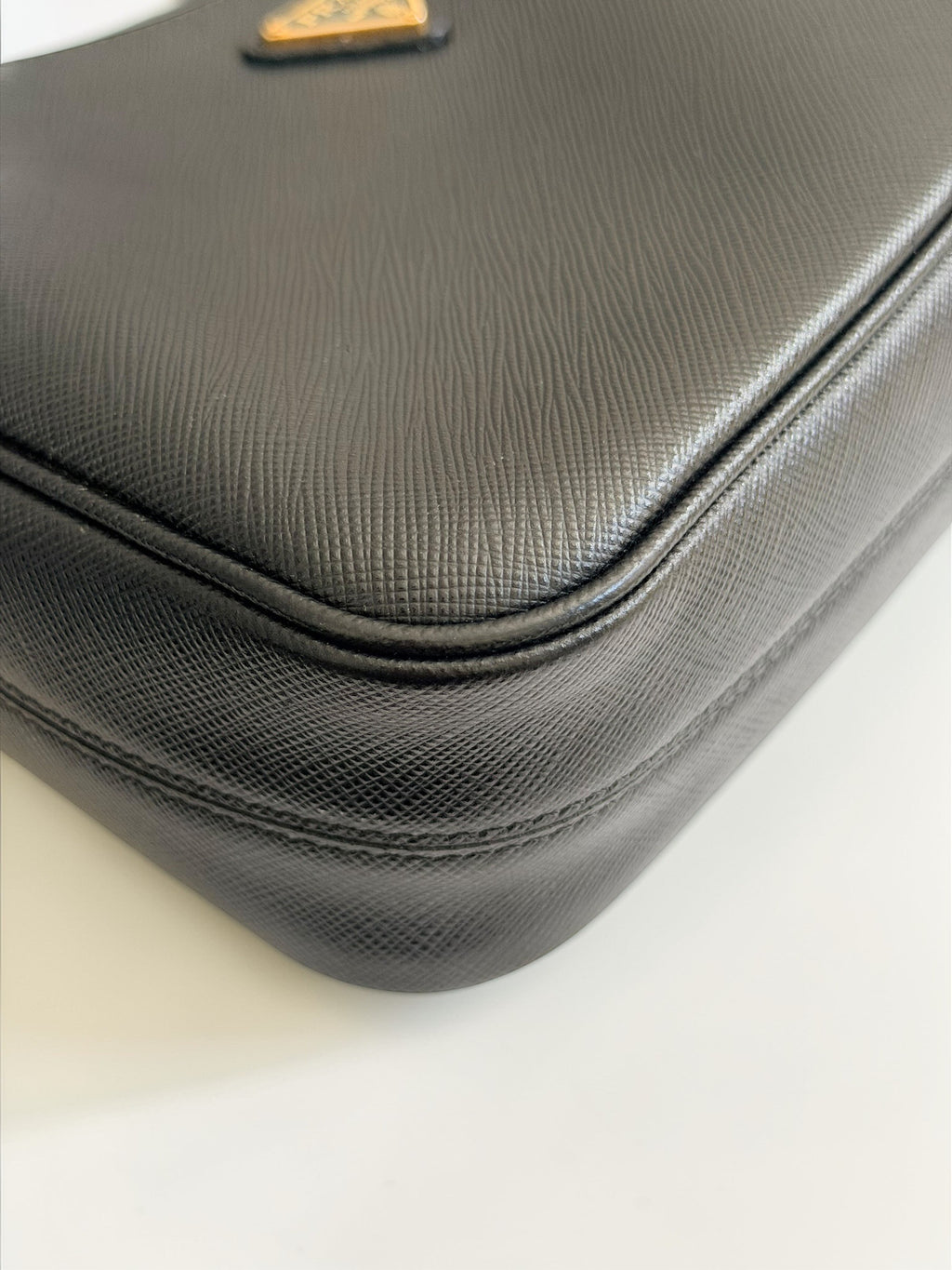 Prada Re-Edition 2005 Saffiano Leather Bag