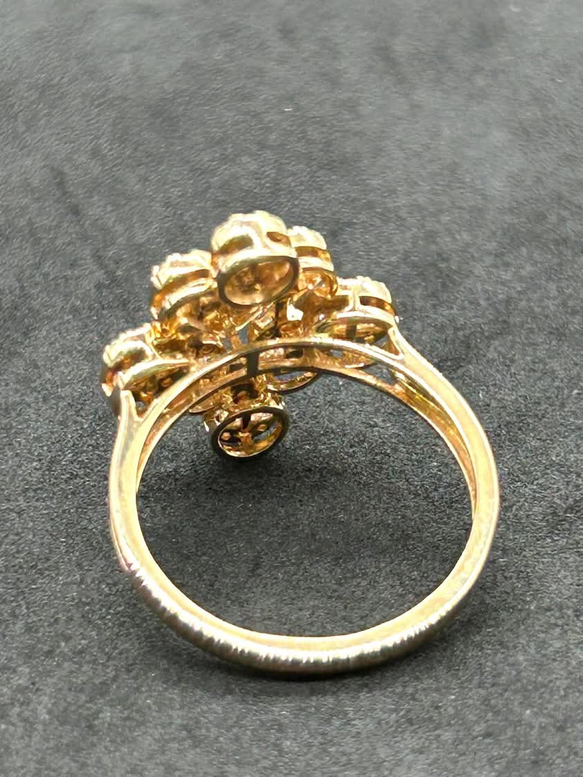 Baguette Cut Cluster Diamond and 18k Yellow Gold Ring